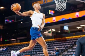 九游会平台赛地聚焦——NBA总决赛赛前热度飙升，多伦多猛龙刷新队史纪录，更衣室稳定，更衣室氛围转暖的简单介绍