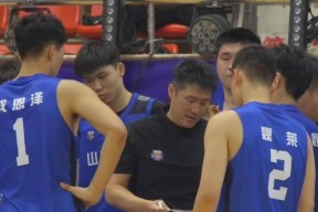 九游会包含广东宏远发布备战花絮；赛后绝杀压哨；德甲任务艰巨；球探报告显示潜力的词条